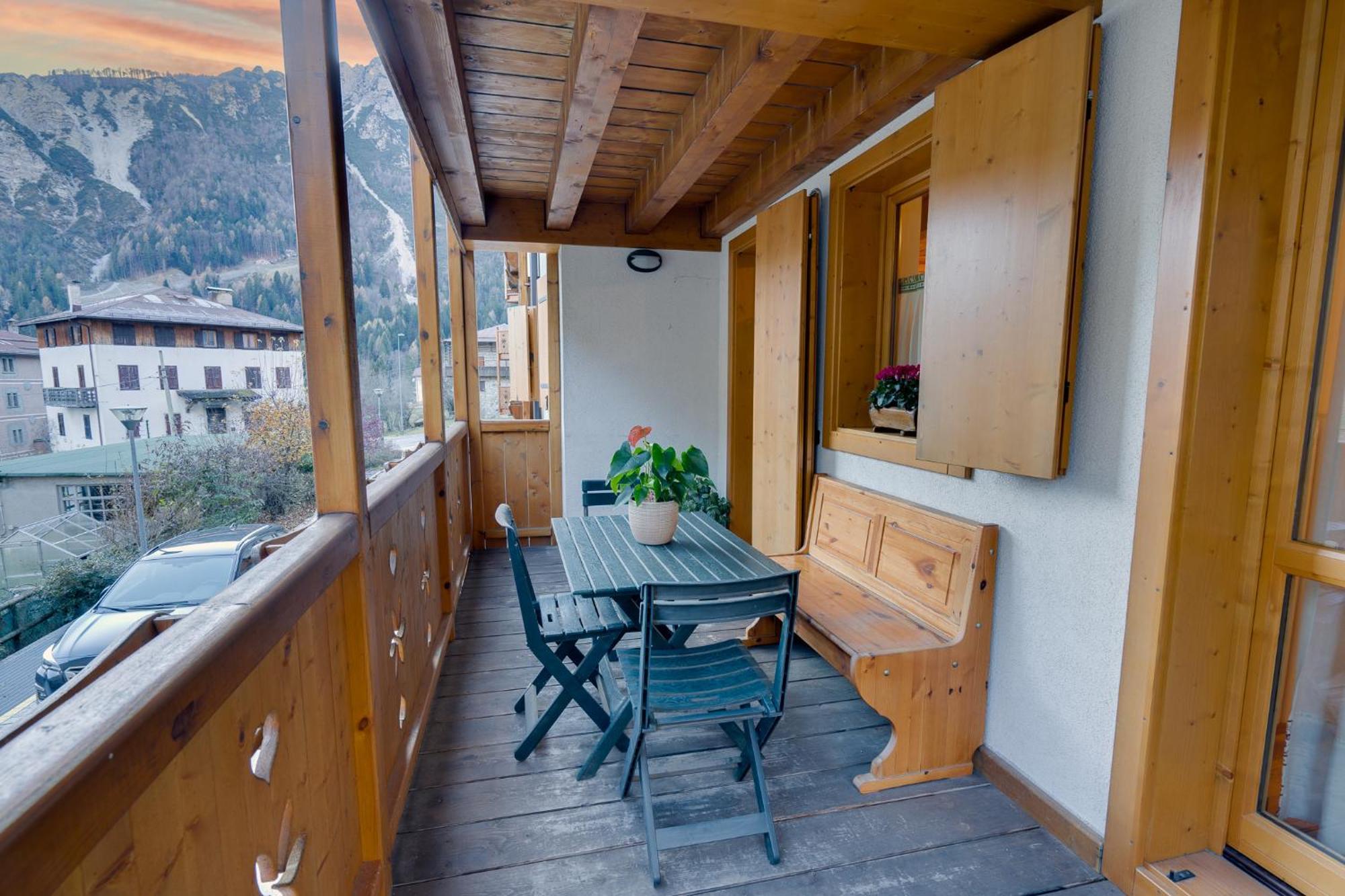 Apartment Free Parking - A 2 Minuti Dalle Piste Forni di Sopra